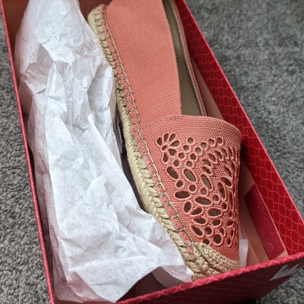 Kelly & Katie Women Flats